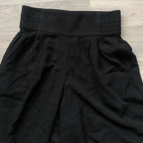 Aritzia Talula Sullivan Wide Crop - Picture 5 of 7